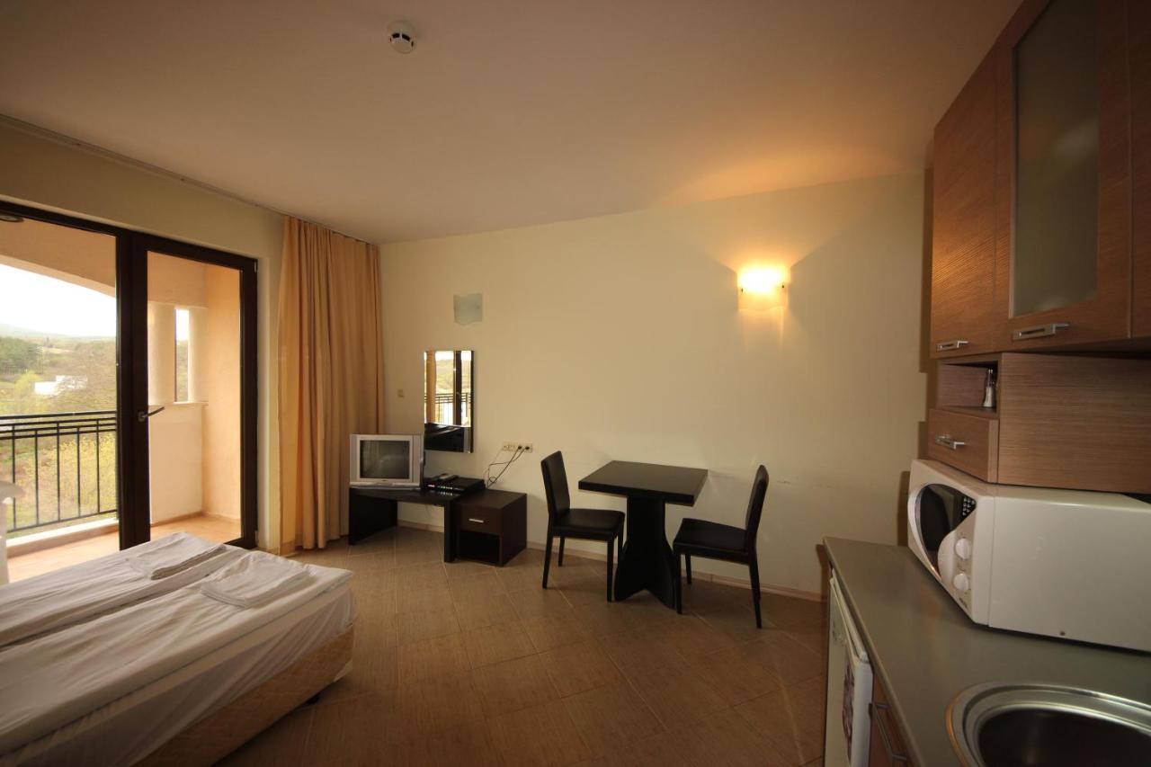 צרבו Menada Nestinarka Apartments מראה חיצוני תמונה